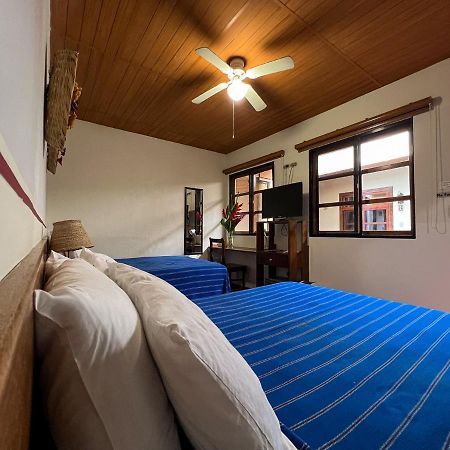 סאן סלבדור Hotel Arbol De Fuego מראה חיצוני תמונה